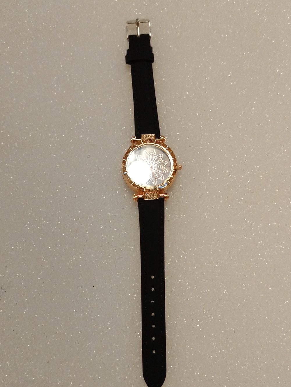 Women's Round Watch